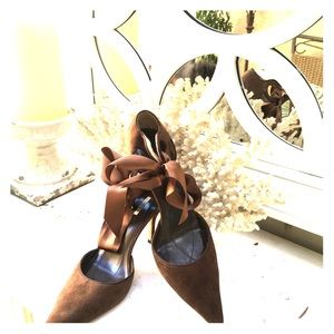 Brown Suede Max Studio size 8 1/2